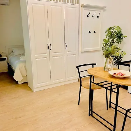 Pop Luxury Apartment